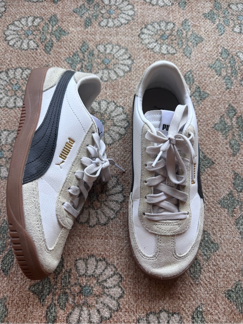 Puma Club Era Black & Gum Retro Court Sneakers women’s size 8.5